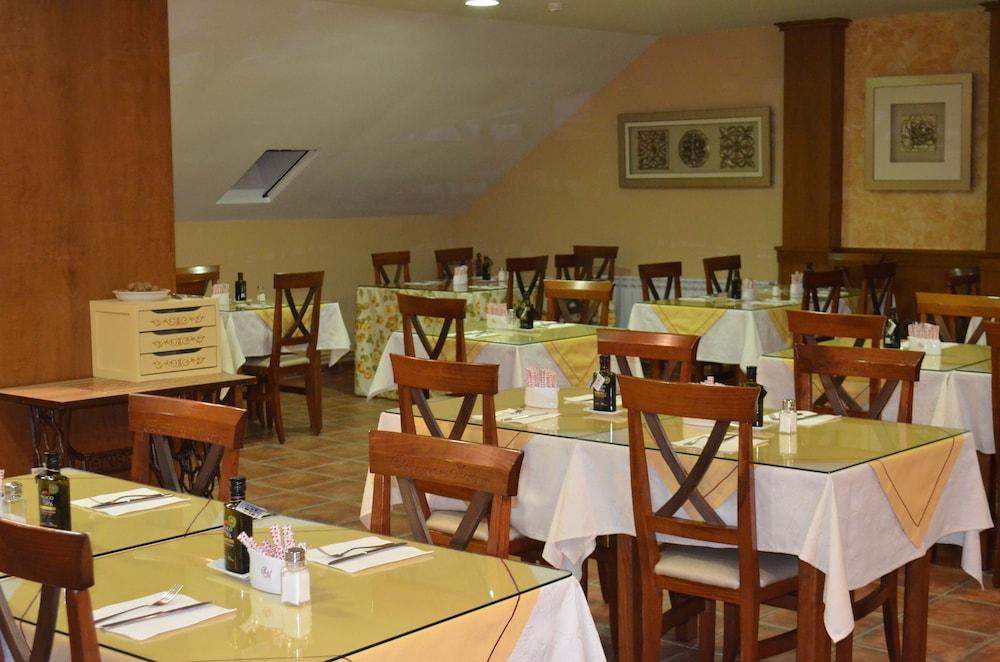 Hospedium Hotel Retiro Del Maestre ألماغرو المظهر الخارجي الصورة