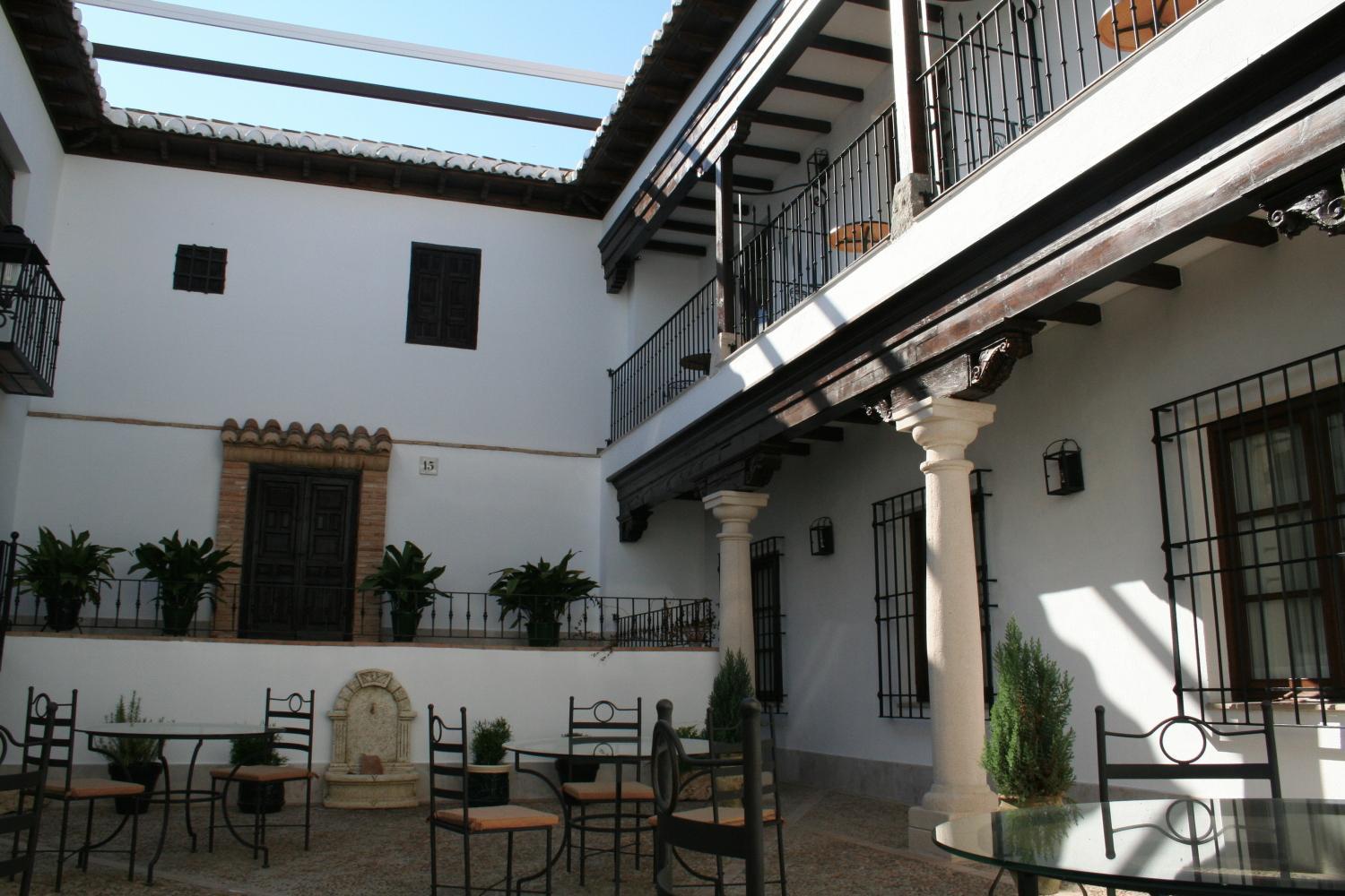 Hospedium Hotel Retiro Del Maestre ألماغرو المظهر الخارجي الصورة