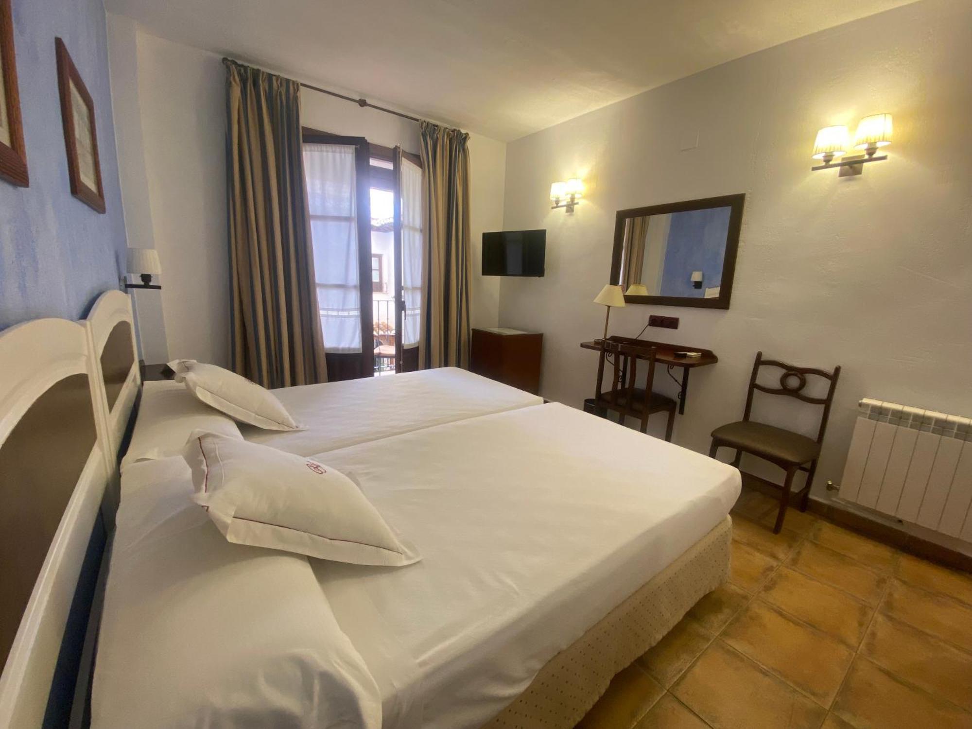 Hospedium Hotel Retiro Del Maestre ألماغرو المظهر الخارجي الصورة