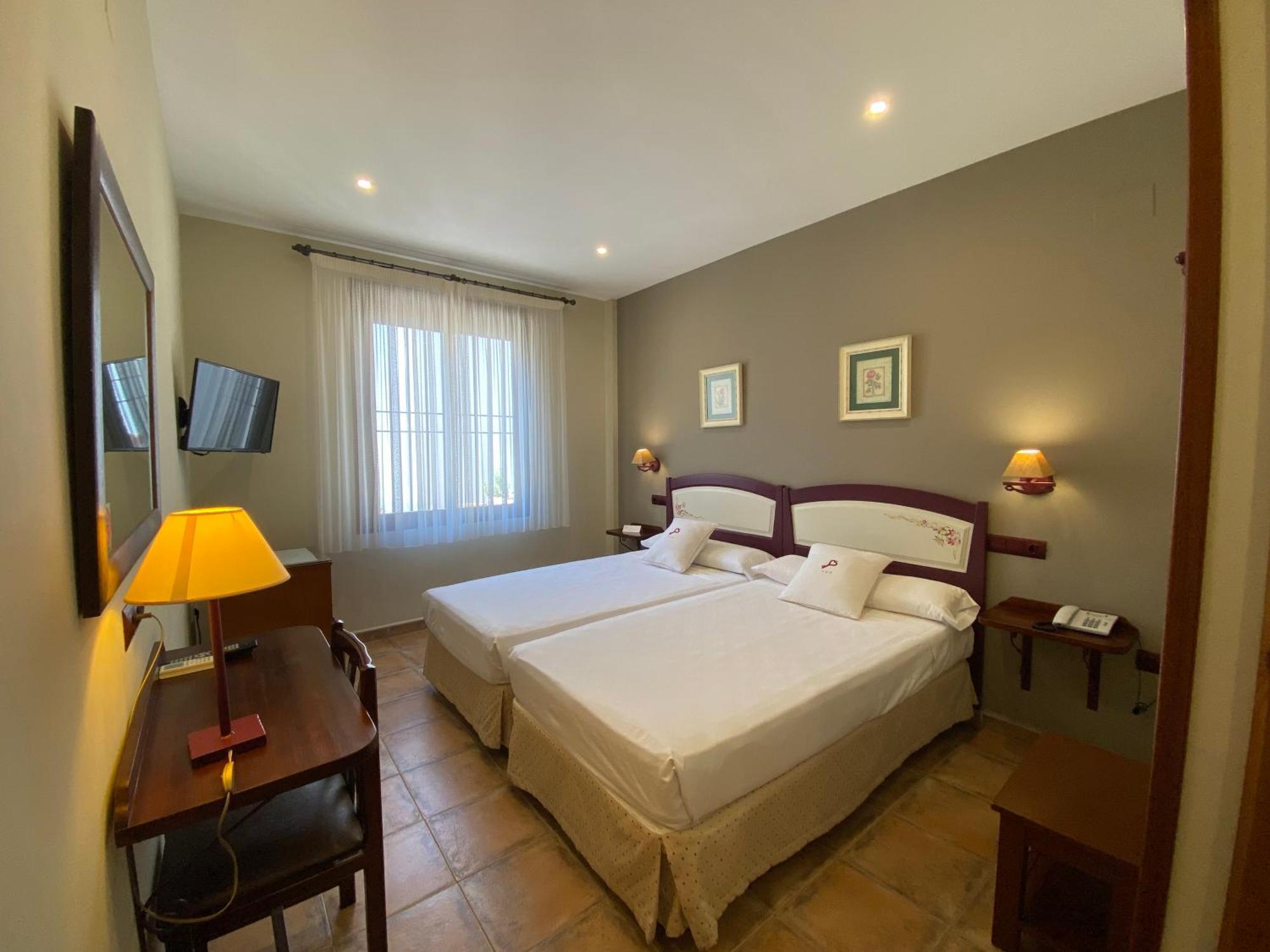 Hospedium Hotel Retiro Del Maestre ألماغرو المظهر الخارجي الصورة