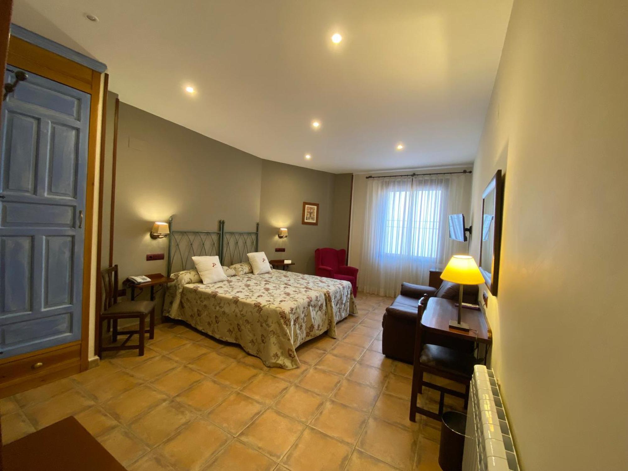 Hospedium Hotel Retiro Del Maestre ألماغرو المظهر الخارجي الصورة