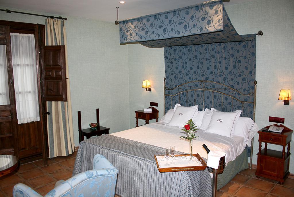 Hospedium Hotel Retiro Del Maestre ألماغرو المظهر الخارجي الصورة
