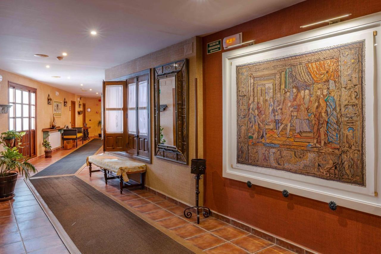 Hospedium Hotel Retiro Del Maestre ألماغرو المظهر الخارجي الصورة